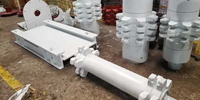 雙志機(jī)械告訴您怎樣生產(chǎn)質(zhì)量好的鍛造刮板、E型螺栓、刮板機(jī)配件